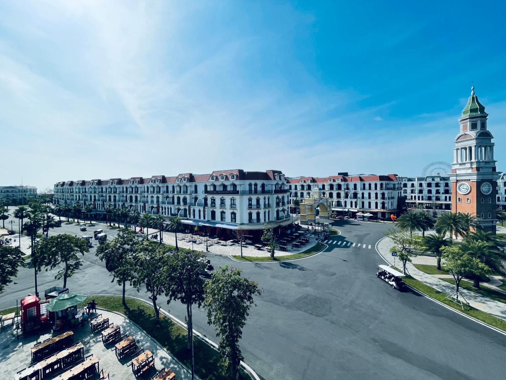 Thai Long Hotel Grand World Дуонг-Донг Экстерьер фото